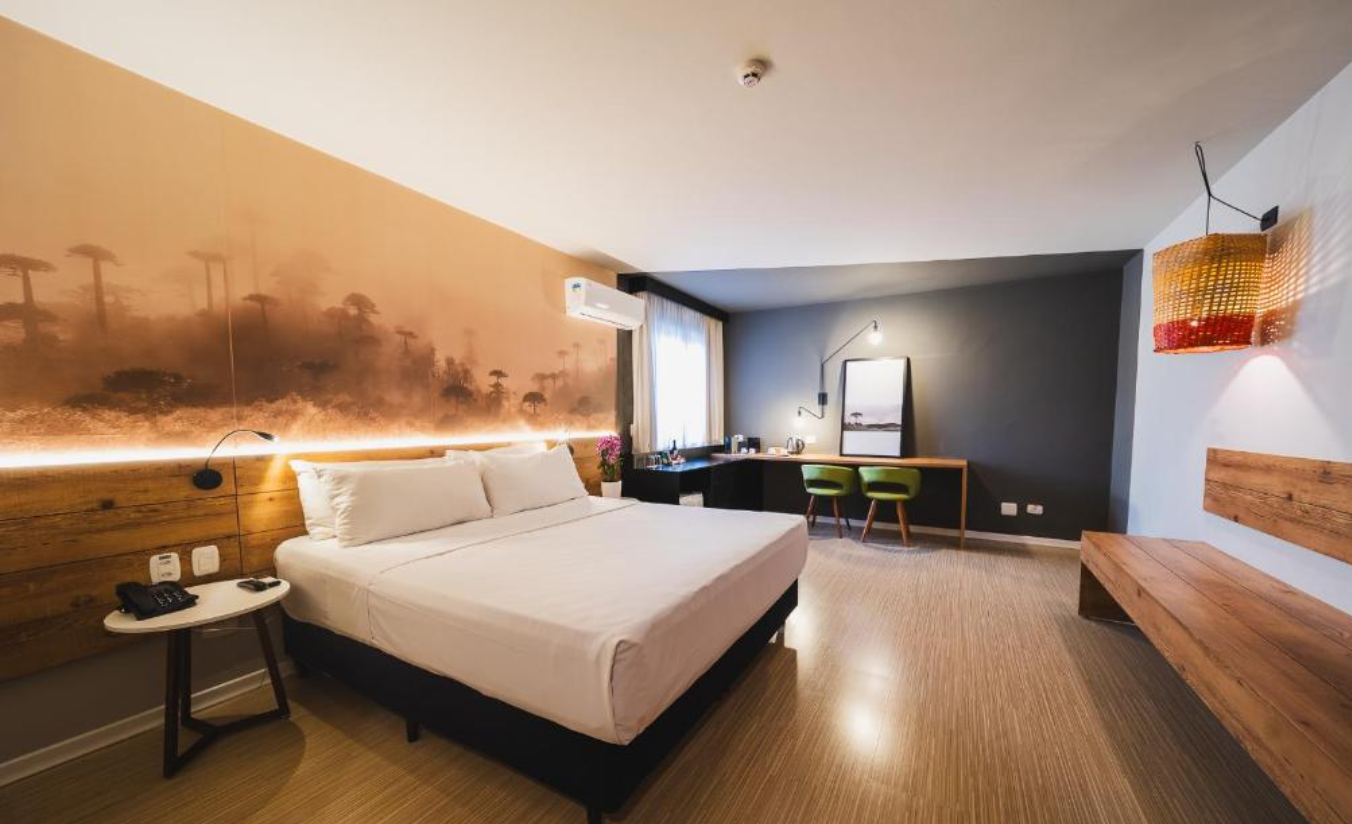 Quarto executivo do Hotel Cassino Tower Curitiba Aeroporto